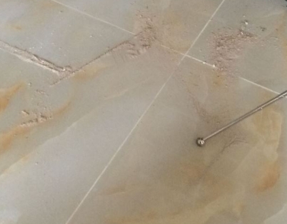 红河瓷砖空鼓维修公司分享粘合剂选择不当在瓷砖铺贴过程中可能导致以下问题
